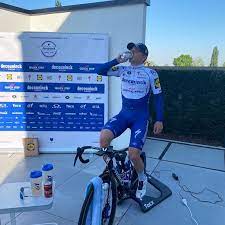 People can argue all day that remco isn't explosive, doesn't have great acceleration.fine. The Beer Remco Didn T Drink Cyclingtips