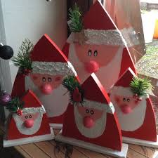 Manchmal hat man das gefühl, dass bei der weihnachtsdekoration noch ein wichtiges detail fehlt. Weihnachtsmanner Nikolause Aus Holz Basteln Weihnachten Holz Basteln Weihnachten Weihnachtsbasteln