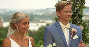 Andrea sestini hlaváčková (rodným příjmením hlaváčková, * 10. Frantisek Ze Svatby Na Prvni Pohled Prekvapil Fanousky Na Socialnich Sitich Se Ukazal Uplne Nahy