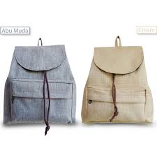 9 rekomendasi tas wanita tas selempang wanita serut karina hadir dalam warna krem yang keren dan bisa melengkapi semua gayamu. Diorra Ransel Serut Denim Tas Sekolah Casual Wanita Shopee Indonesia