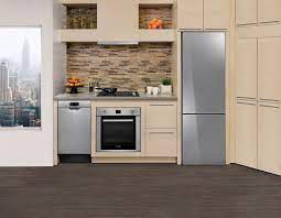 Small kitchen ideas from bosch home appliances help you make the most of your space. Photo 4 Of 7 In Bosch S Streamlined Kitchen And Laundry Appliances Are Made For Small Spaces Dwell