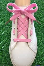 7 Creative Ways To Tie Your Shoelace Unique Tying Guide Mit Bildern Schnursenkel Binden Spitze Schuhe Schuhe Binden