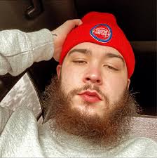 Jayme Robinson's Instagram, Twitter & Facebook