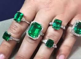 Emerald And Diamond Rings Emerald Jewelry Ring Rings Jewelry Simple Emerald Ring Simple