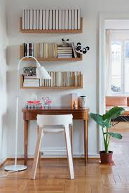 L Etagere Bibliotheque Comment Choisir Le Bon Design Archzine Fr Bureau Petit Espace Idee Deco Deco Bureau