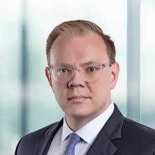 Travis Powers's Instagram, Twitter & Facebook