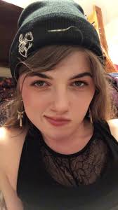 Bethany Burroughs (@blond_e_brewer)