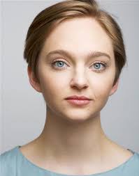 Katie Clement's Instagram, Twitter & Facebook