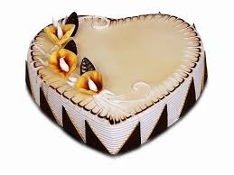 Happy Birthday Heart Shape Chocolate Cake Images Rich Lovely White Chocolate Cake With Good Quality And With Beautiful Topping Tastes Good The Choc Heart Shaped Cakes Happy Birthday Cakes White Chocolate Cake