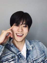 I think it'll be more of a threeway cuddle, he'll cuddle his s/ . Dimple Daddy Jaehyun Jaehyun Nct Jaehyun Jung Jaehyun