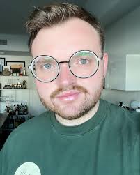 Paul Alley's Instagram, Twitter & Facebook