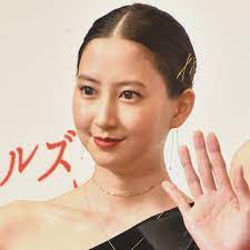 河北麻友子 イッテq 出演で出川哲朗から学んだ考え方を明かす 意外と彼 e talentbank co ltd イヤーカフ 河北麻友子 麻友