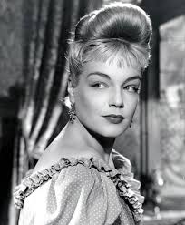 Mere de benjamin castaldi paint. Je Vous Ai Tant Aimes Le Livre De Benjamin Castaldi Dans L Intimite De Simone Signoret Et Yves Montand