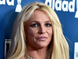 Britney spears' lawyer wants jamie spears to resign as the conservator of his daughter's estate, without the multimillion dollar payout that . Britney Spears Nimmt Sich Zeit Um Ein Normaler Mensch Zu Sein Bunte De