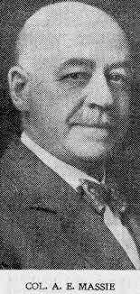 Daniel Manzer's Instagram, Twitter & Facebook