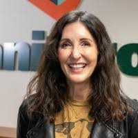 Anna Crigger's Instagram, Twitter & Facebook