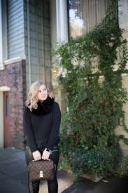 Midi skirt cargo safari metis pochette louis vuitton bag looks outfits. Louis Vuitton Pochette Metis Review