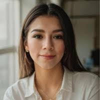 Ariana Aleman's Instagram, Twitter & Facebook