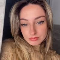 Anna Galdi's Instagram, Twitter & Facebook