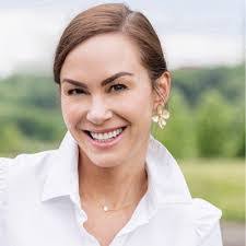 Sydney Gruchot's Instagram, Twitter & Facebook