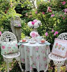 14 Alluring Shabby Chic Home Reading Nooks Ideas Shabby Chic Garten Shabby Chic Veranda Shabby Chic Wohnung