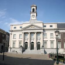 Dordrecht kreeg al in 1220 stadsrechten en is daarmee de oudste stad van nederland. Dordrecht Bilder Fotogalerie Von Dordrecht Hochwertige Sammlung