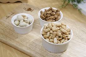 Check spelling or type a new query. Kelezatan Dan Varian Rasa Kacang Garuda