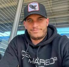 Profile for International Dating site connection