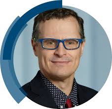 Welcome Javier Pérez-Ramírez, our new Editorial Board Chair