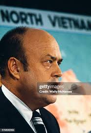 118 Secretary Of Defense Melvin Laird Photos & High Res Pictures