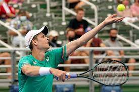 Hubert hurkacz to trzeci polak, który grał w finale singla imprezy z najwyższej po wielkich szlemach serii atp. Hurkacz Gra Z Raoniciem Gdzie I O Ktorej Ogladac Mecz Polaka Transmisja Tv Tenis Sport Pl