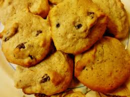 Archway cookies is an american cookie manufacturer, founded in 1936 in battle creek, michigan. Grandma S Old Fashioned Applesauce Cookie Recipe Delishably
