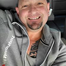 McKinnon ran a 4.41 40-yard dash and benched 225 pounds 32 times.