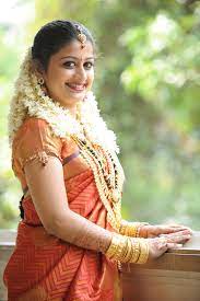 Kerala Wedding Makeup Visit Us At Www Imagebeautyparlour Com For More Information About Our Weddi Indian Bridal Fashion Indian Bridal Wear South Indian Bride