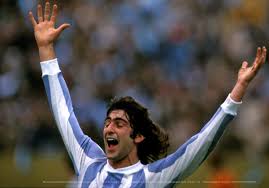 Select from premium mario kempes 1978 of the highest quality. Tphoto Ar Twitter Mario Kempes Argentina Celebrates After His 2nd Goal In The Final Of World Cup Argentina78 Argentina 3 1 Holland At River Plate Stadium Buenos Aires 1978 6 25 Sun Https T Co Fvuqhuam5n