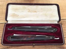 C V Heljestrand Mk 31 Gentlemans Set In Tortoise Shell With M Kindal Paris Case Wet Shaving Straight Razor Tortoise Shell