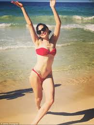 In this article we'll learn some of the most common causes of camel toes and what measure you can take to prevent from appearing. Jessie J In Bikini As She Frolics On The Beach During Festive Holiday Daily Mail Online