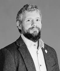 Daniel Bellet's Instagram, Twitter & Facebook