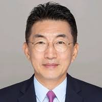 Yoon Chae”님의 프로필 40+