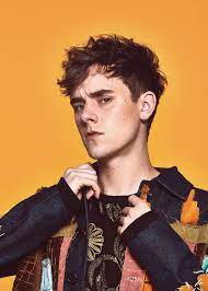 In anul 2008, franta se afla pe locul cinci in topul economiei mondiale, fiind un stat foarte dezvoltat. Pin On Connor Franta