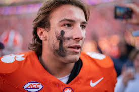 Marshall Goodwin's Instagram, Twitter & Facebook