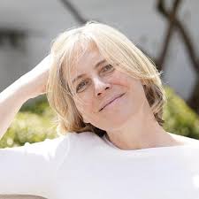 Psst! Gute und schlechte Geheimnisse. Ein Zusammenlesebuch für Kinder und  Erwachsene. Begleitet vom Kinderschutzbund : Krause, Ute, Richter, Jutta,  Selek, Deniz, Szillat, Antje, Taschinski, Stefanie, Wittkamp, Frantz,  Scheer, Christian, Below, Christin ...