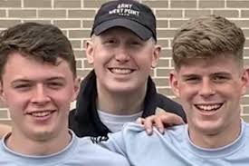 Andrew Caywood's Instagram, Twitter & Facebook