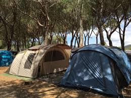 Vous pouvez alterner facilement entre une journée de culture et de nature et une journée de soleil, de. Vacances Et Week Ends Sous La Tente A Rocchette Hebergement De Vacances En Toscane Rocchette