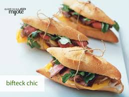 Sandwich Au Bifteck Grille Simplement Delicieux Mettez Le Barbecue Au Service Des Lunchs Sandwiches Steak Sandwich Buffalo Chicken Burgers Recipe