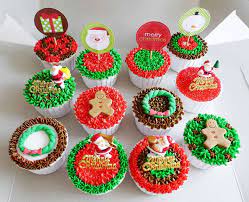 Bring that flavor duo to life in. 20 Cute Christmas Cupcake Decorating Ideas Christmas Cupcakes Decoration Christmas Cupcakes Cake Decorating Set