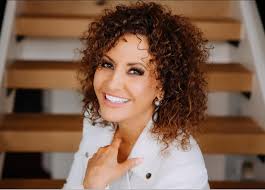 Debbie Lipnick Future Executive Senior Sales Director with Mary Kay