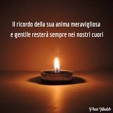 Faccio le mie sentite condoglianze a te e alla tua famiglia in questo momento . Frasi E Immagini Condoglianze 142 Modi Per Ricordare Un Defunto Con Frasi Immagini E Video Frasidadedicare