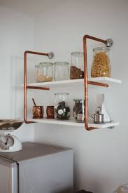 Dieses Diyregal Hat Unser Community Mitglied Miramirror Aus Schonen Kupferrohren Selbstgebaut Entdecke Noch Mehr Woh Regal Selber Bauen Regal Kuche Diy Regal