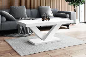 Es gibt mittlerweile ein derart umfangreiches angebot an unterschiedlichen modellen, die schon lange nicht mehr nur ein tisch sind. Moderner Desgin Couchtisch Valencia Aus Holz In Hochglanz Farben